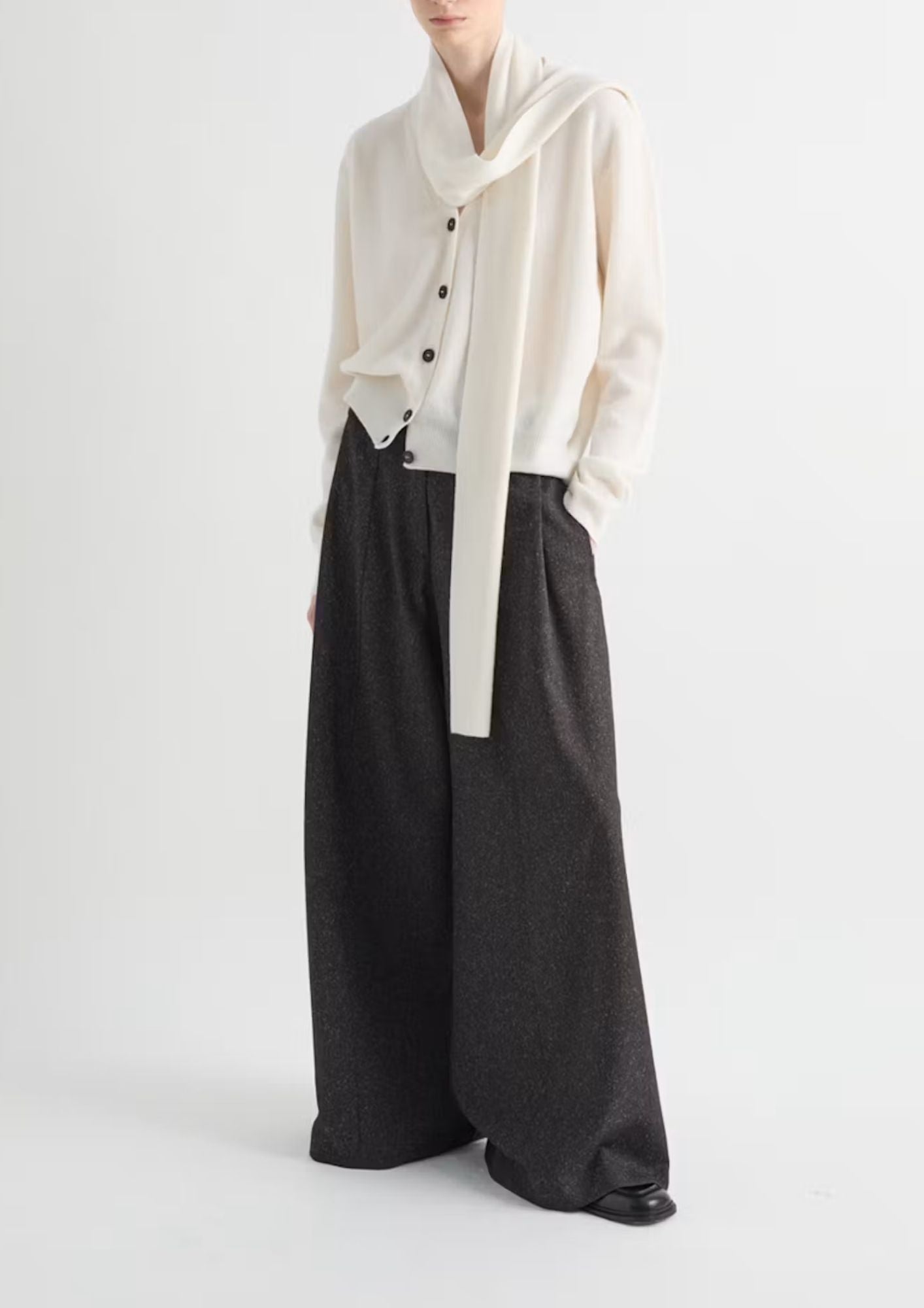 MEIMEIJ Cardigan Sweater and Scarf - Sugar Swizzle