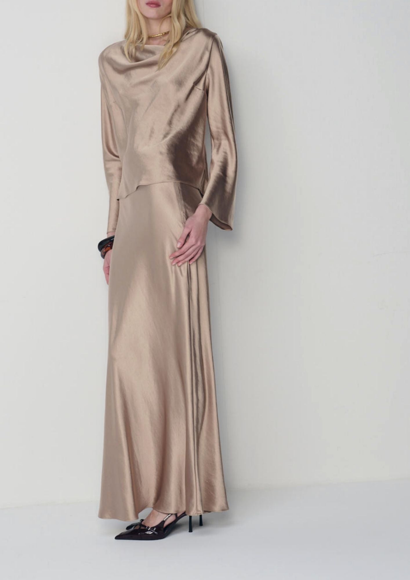 MILVA MI Elastic Waist Maxi Skirt - Sand