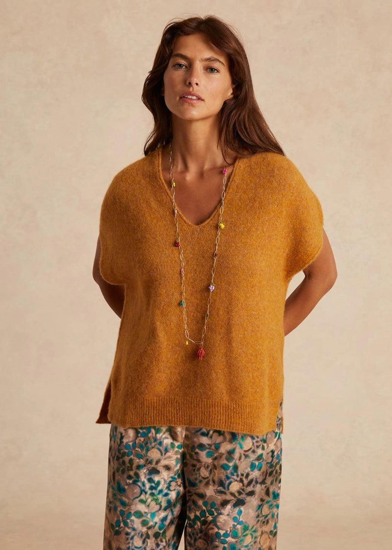 MOMONI Adrien Sweater - Camel