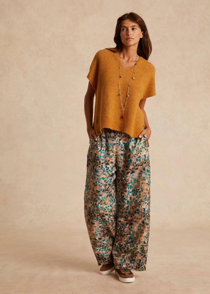 MOMONI Adrien Sweater - Camel