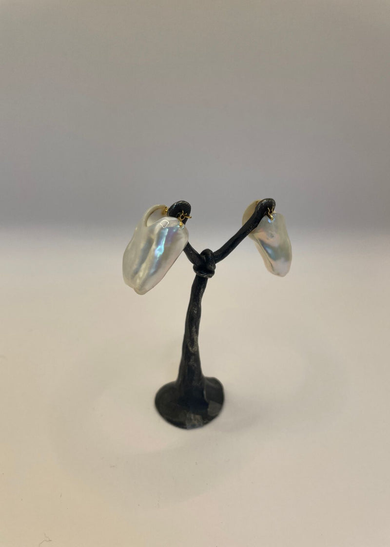 MONAKA Small Rock Slit Pierced Earring - Freshwater Baroque Pearl