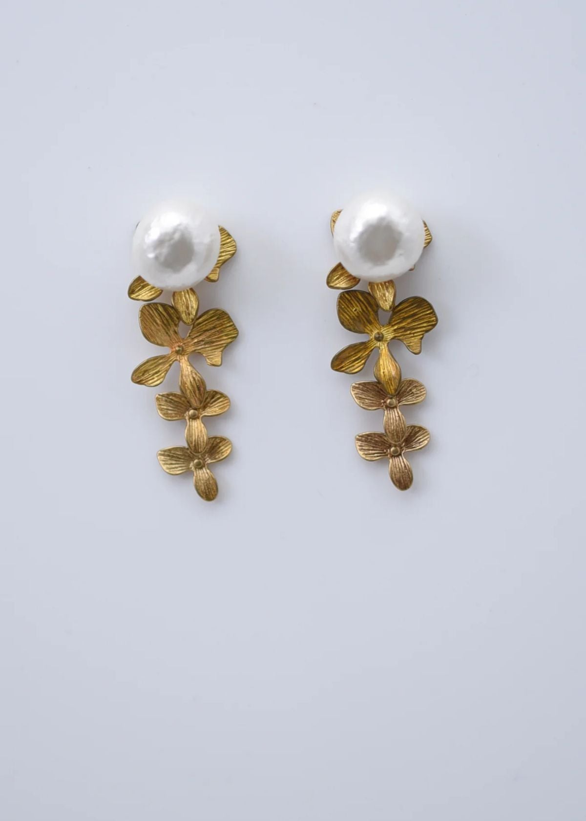 MONSHIRO Balsa Pearl Flower 2 Way Earring