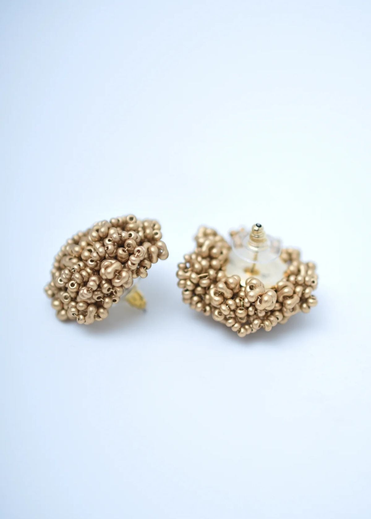MONSHIRO Dot Petite Earring - Gold