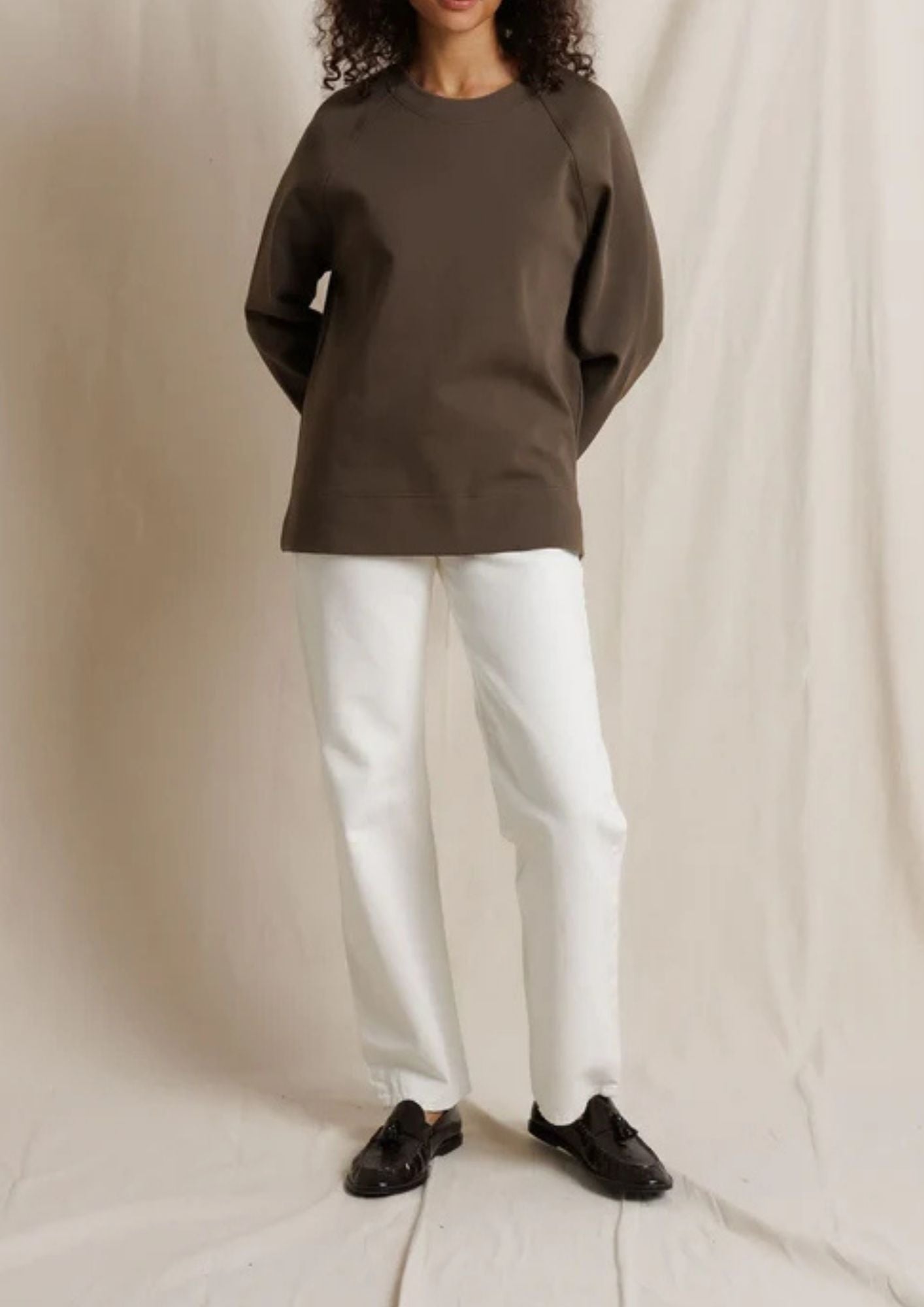 PERFECT WHITE TEE Sevilla Raglan Sweatshirt - Dark Olive