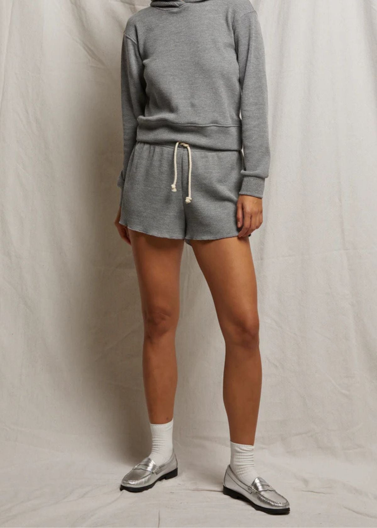 PERFECT WHITE TEE Romy Waffle Short - Heather Grey