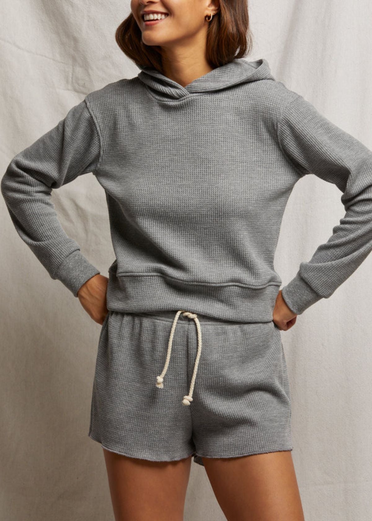 PERFECT WHITE Azalea Waffle Hoodie - Heather Grey