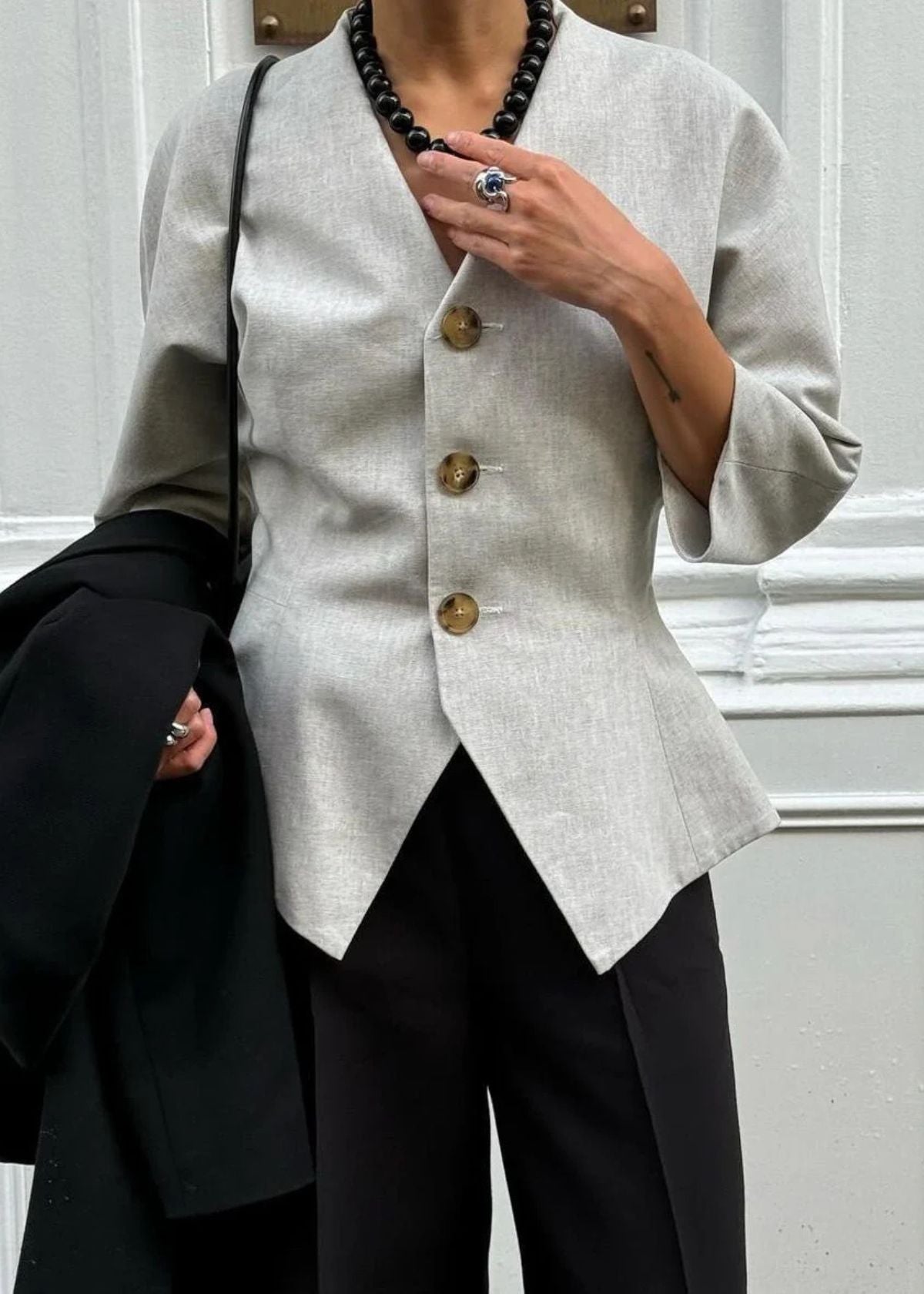 STELLAR WHISPERS Grace Black Onyx Necklace - 50 cm