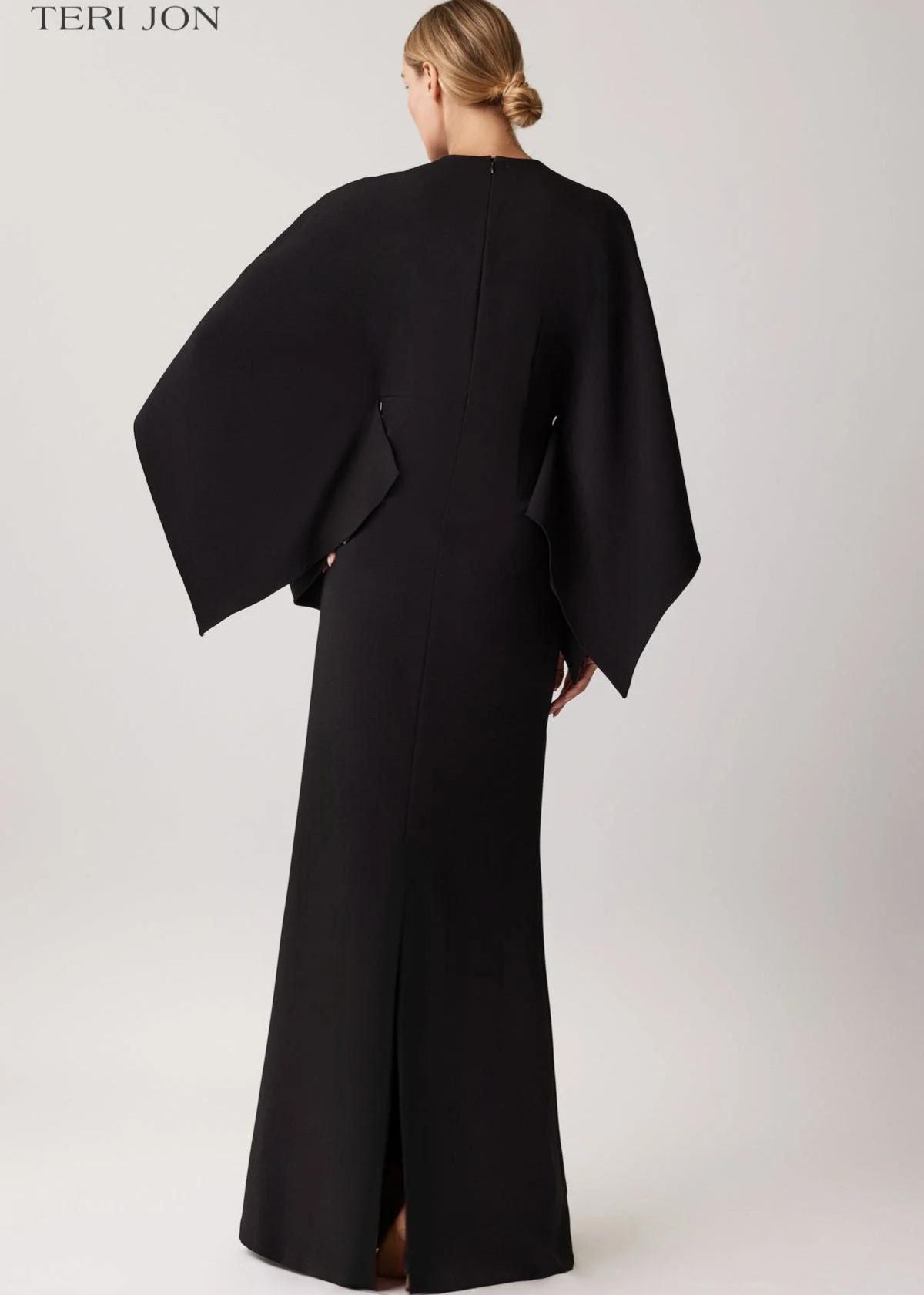 TERI JON Stretch Crepe Kimono Day to Evening Gown - Black