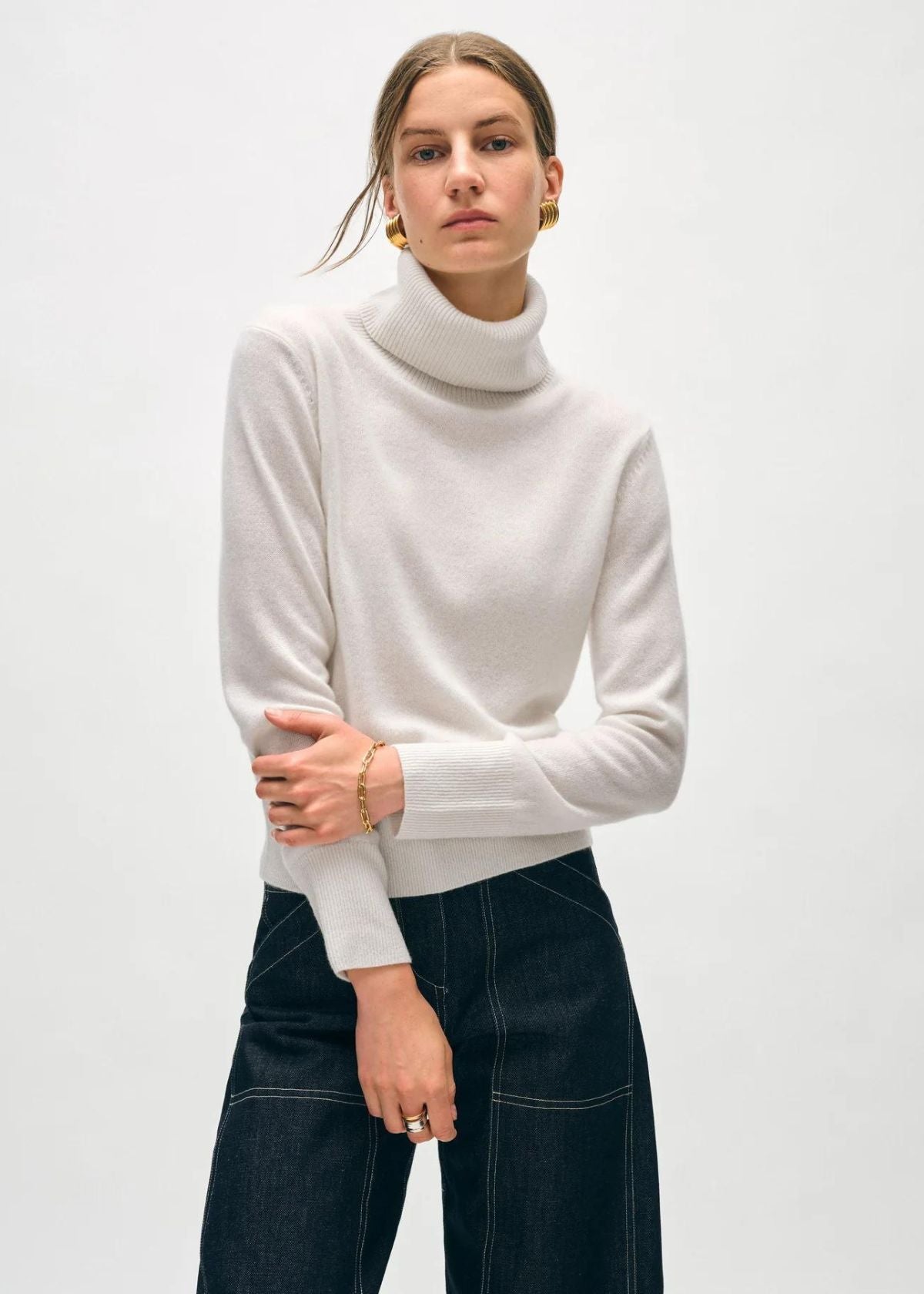 WHITE + WARREN Cashmere Essential Turtleneck Sweater - Soft White