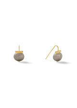CATHERINE CANINO Classic Baby Pebble Pearl Earring