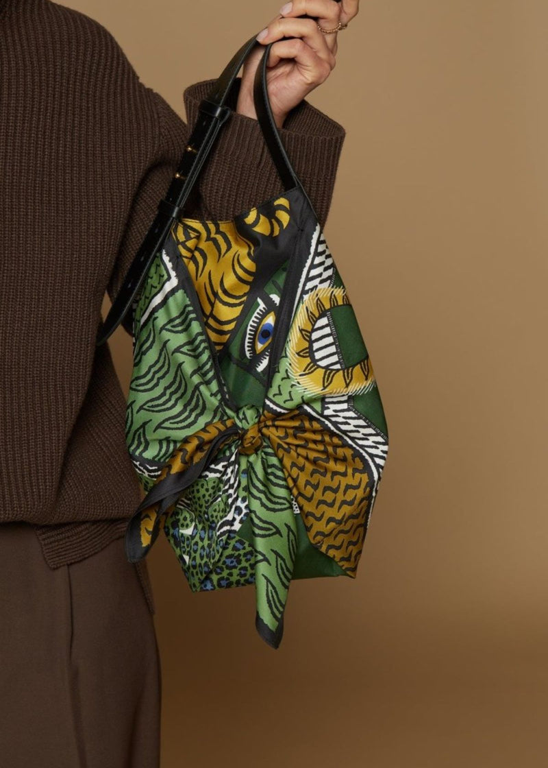 INOUI Mantra Silk Scarf Handbag - Green – Carriage House