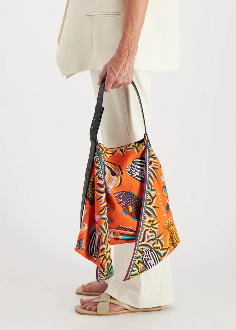 INOUI EDITIONS Tuba Scarf Bag - Orange