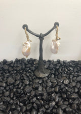 Mela Baroque Pearl Earring