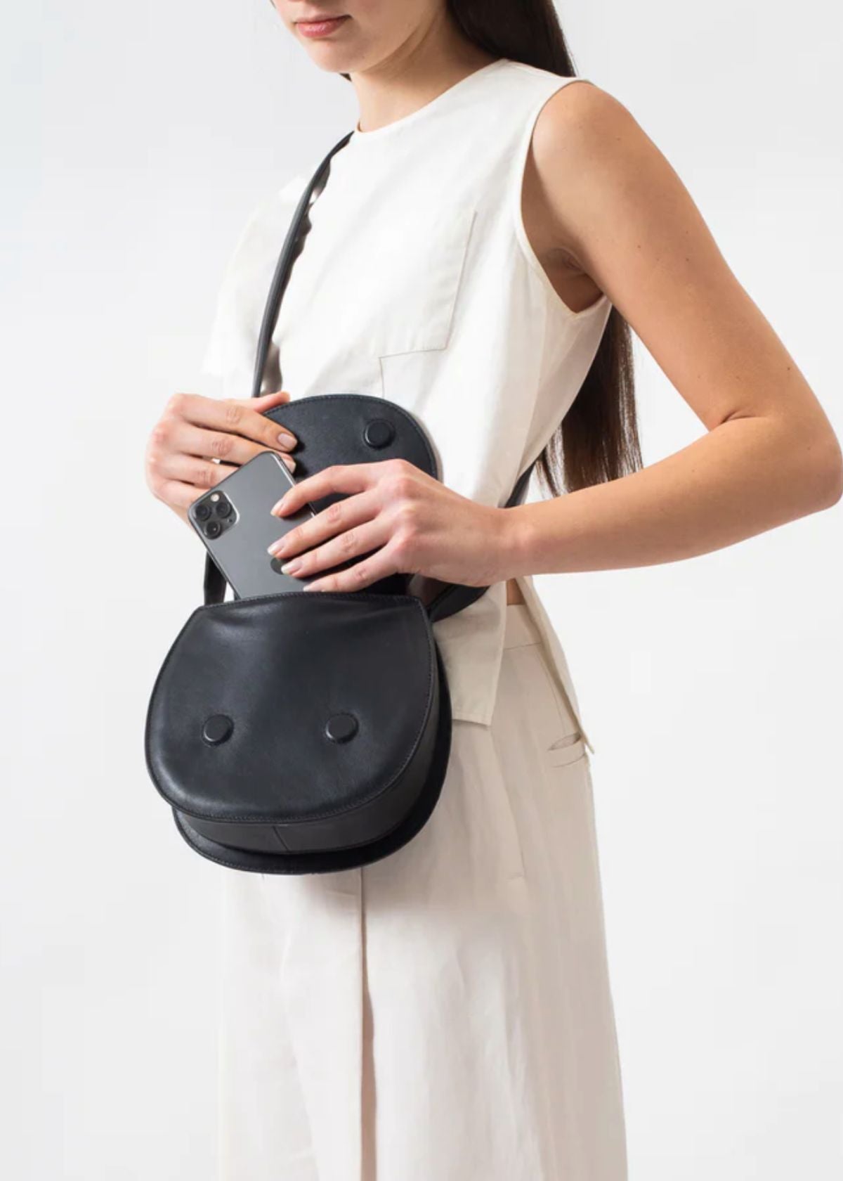 BEHNO Tilda Mini Saddle Bag Convertible Handbag - Black